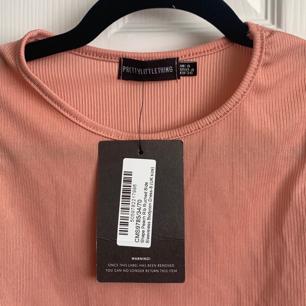 Sleeveless bodycon dress